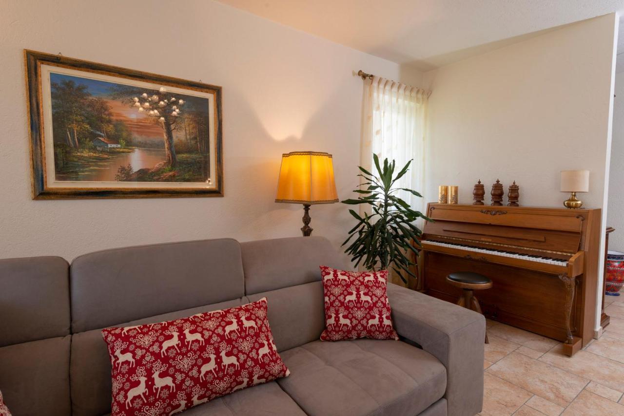 Villa Mara - Aosta - 200 Mq - Wifi - Jacuzzi - Parcheggio - Giardino Exterior foto