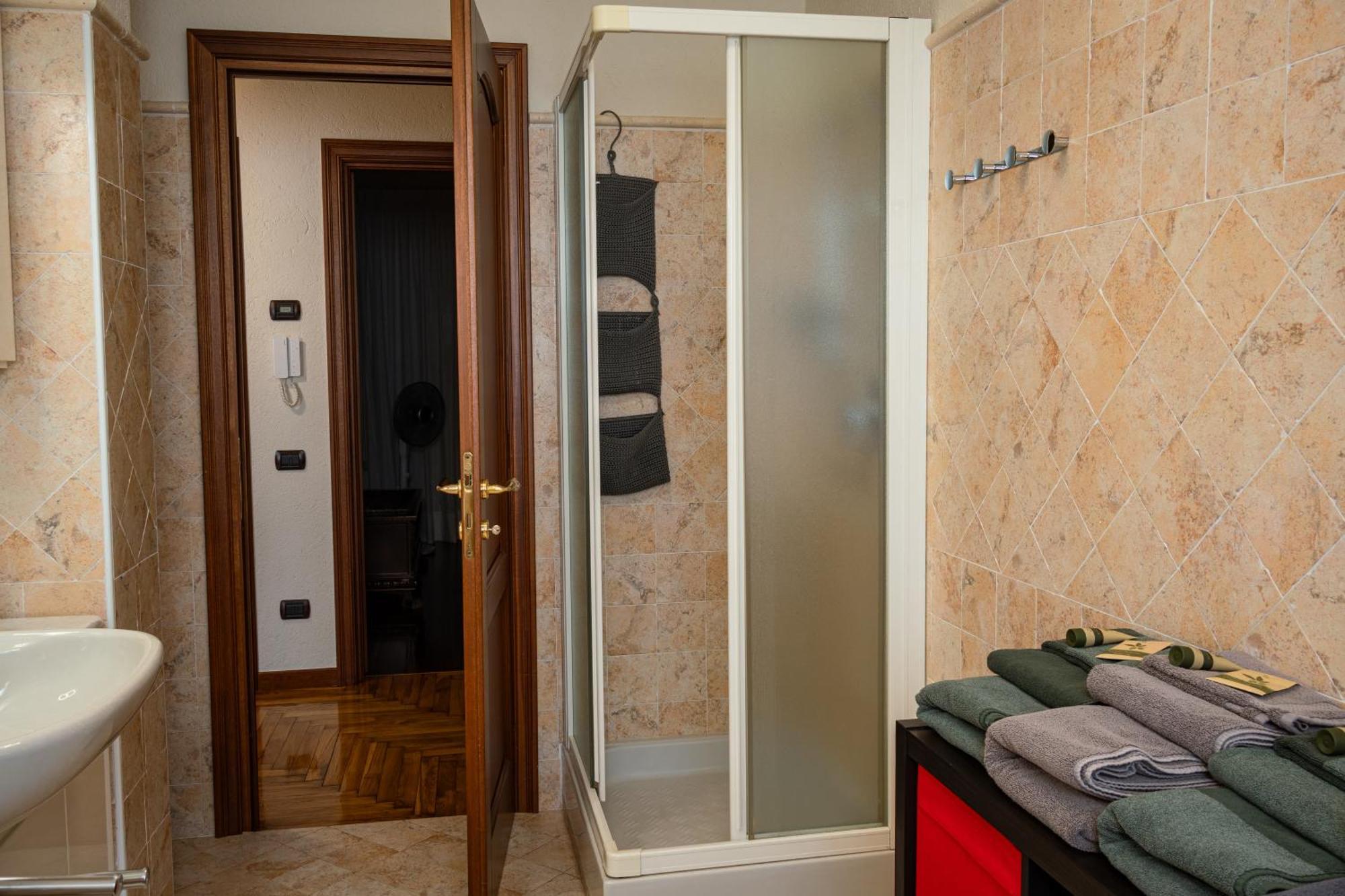 Villa Mara - Aosta - 200 Mq - Wifi - Jacuzzi - Parcheggio - Giardino Exterior foto
