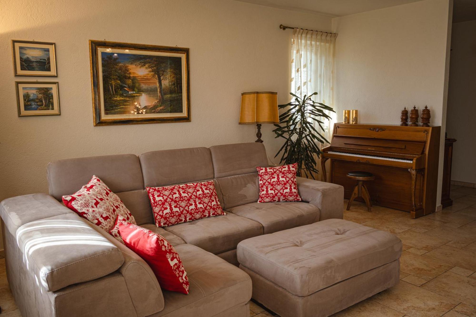 Villa Mara - Aosta - 200 Mq - Wifi - Jacuzzi - Parcheggio - Giardino Exterior foto